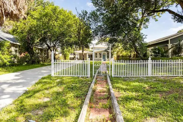 Villa Heights Haven Tampa