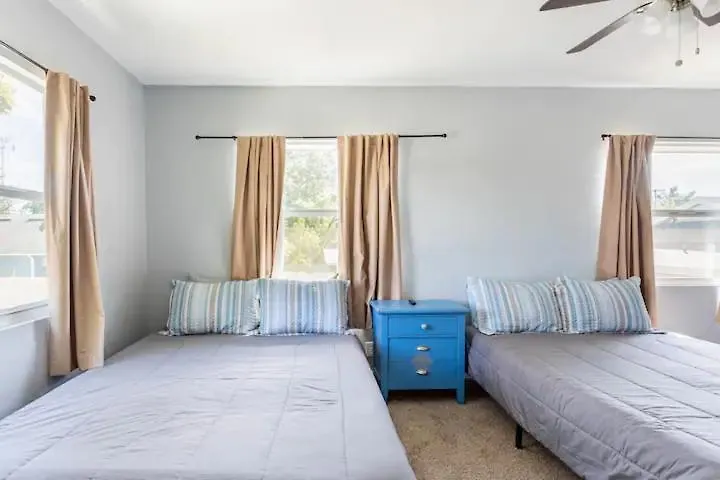 Heights Haven Vila Tampa 0*,